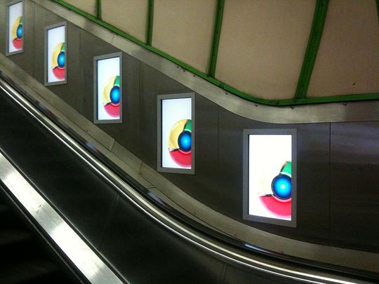 Pub Google Chrome dans les Escalators du métro de Londres